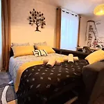 Holiday home Cozy House With Terrace And Double Garage Le Mans