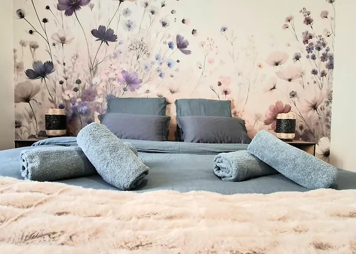 Cozy House With Terrace And Double Garage Ferienhaus