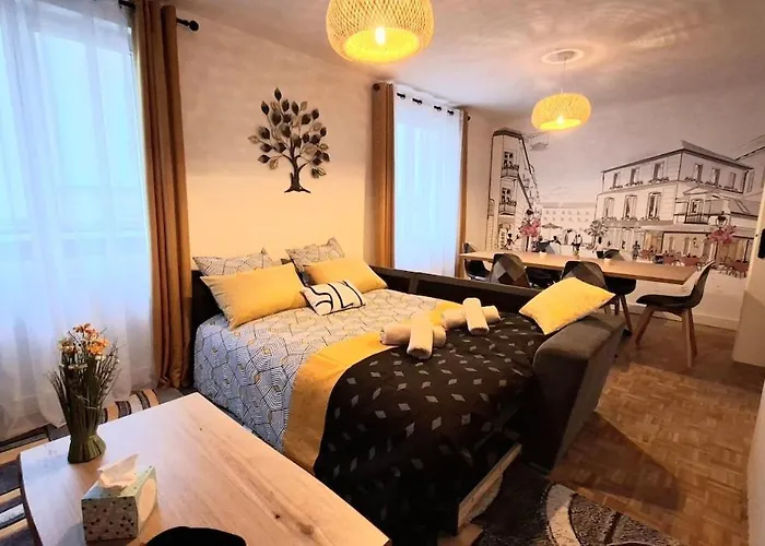 Cozy House With Terrace And Double Garage Ferienhaus *