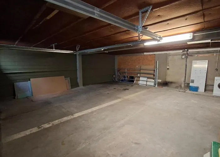 Cozy House With Terrace And Double Garage Le Mans